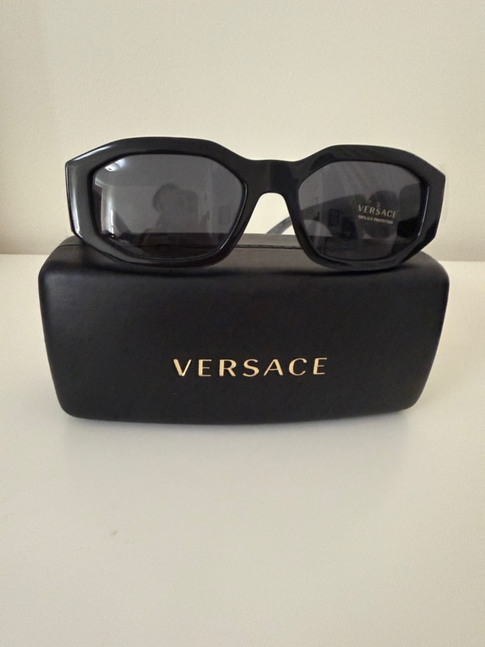 Versace Medusa Biggie Sunglasses - Picture 3 of 8
